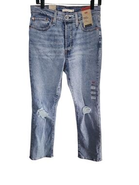 Levis Wedgie Straight Distressed Denim Jean Nwt Size 30